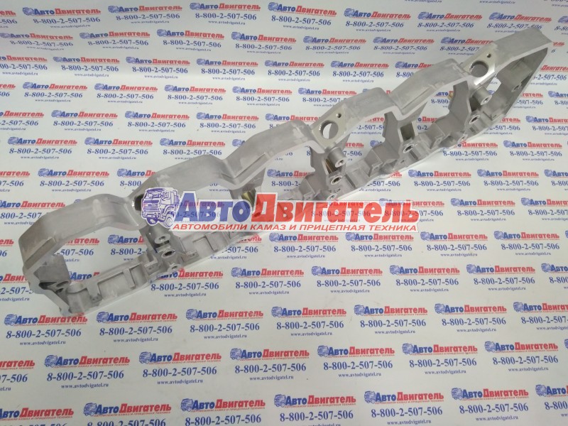 Рамка клапанной крышки 4938657, 4938658, 4899257 Cummins 6ISBe